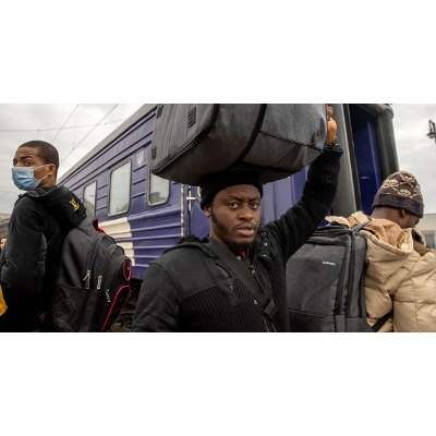 Africans report racism and hostility trying to flee Ukraine icon