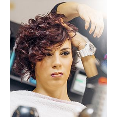 3 Lessons They DON'T Teach You in Cosmetology School (But They Should) icon