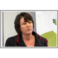 5 x 5  x 5 - (5 speakers for 5 minutes with 5 slides)