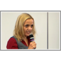 5 x 5  x 5 - (5 speakers for 5 minutes with 5 slides) icon