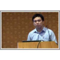 Towards Semantic Embedding in Visual Vocabulary