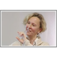 Graph-Based Discrete Differential Geometry for Critical Instance Filtering icon