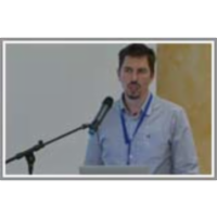 Concurrent classification of EL ontologies