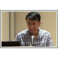 Discovering Frequent Subgraphs over Uncertain Graph Databases under Probabilistic Semantics icon