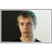 Inferring vertex properties from topology in large networks icon