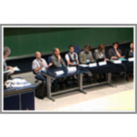 Round table discussion icon