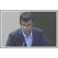 Novel scanning microscope for visualization of individual emission sites on flat field emission cathodes