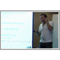 DB vs RDF: structure vs correlation