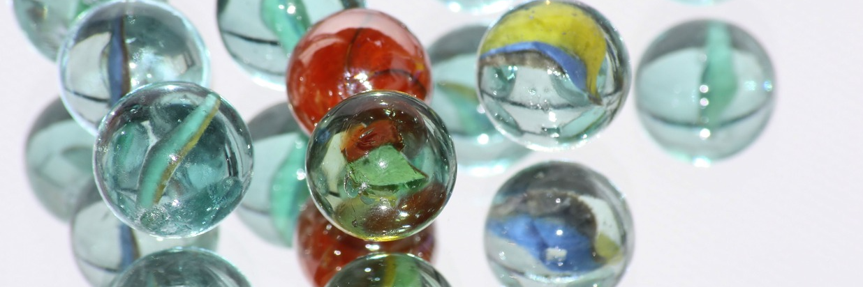 Several marbles of varied color